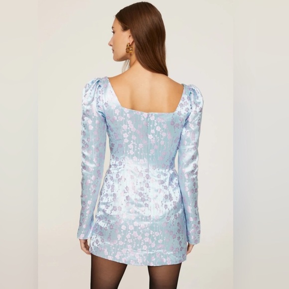 Sau Lee Jen Chinese
Sleeved jacquard mini dress size 10 - Picture 3 of 8